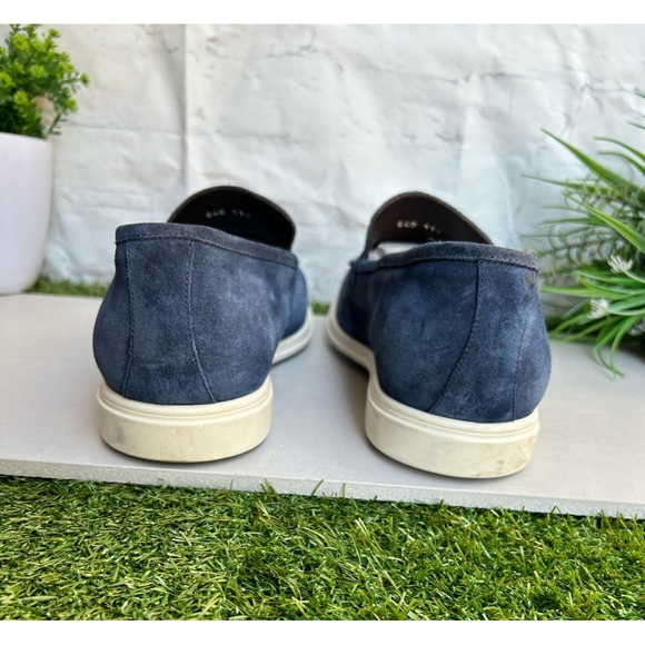 To Boot New York
ADAM DERRICK
Cassidy Navy Slip On
$365men size 11.5 gently used - Picture 9 of 16